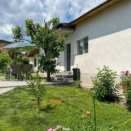 Casuta De Vacanta Villa Călimăneşti Exteriör bild