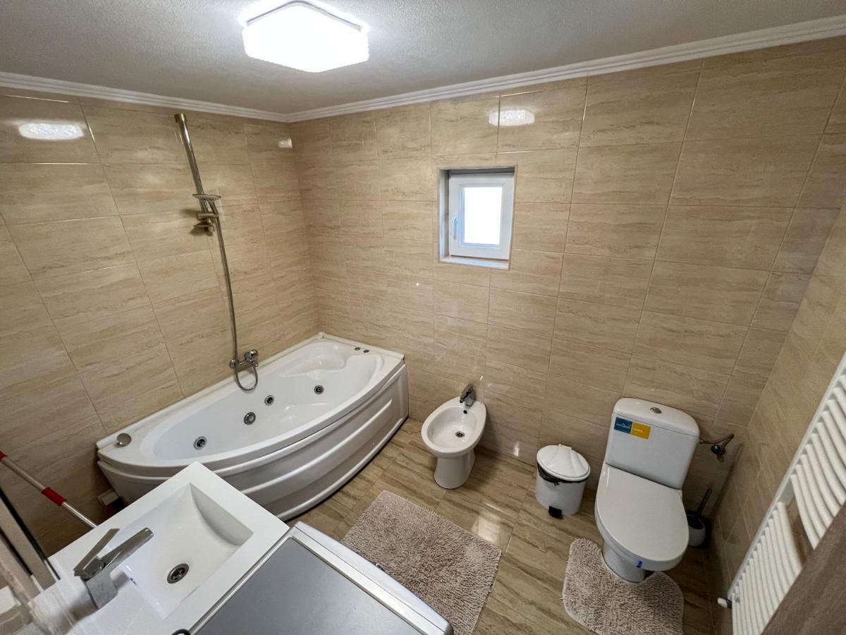 Casuta De Vacanta Villa Călimăneşti Exteriör bild